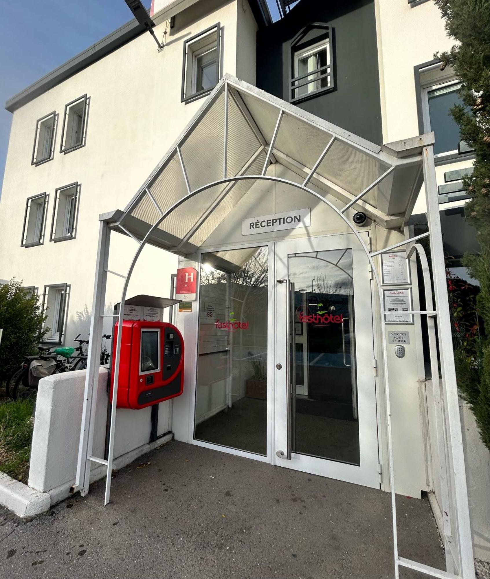 Fasthotel Montpellier Ouest - Un Hotel Fh Classic Saint-Jean-de-Vedas Exterior photo